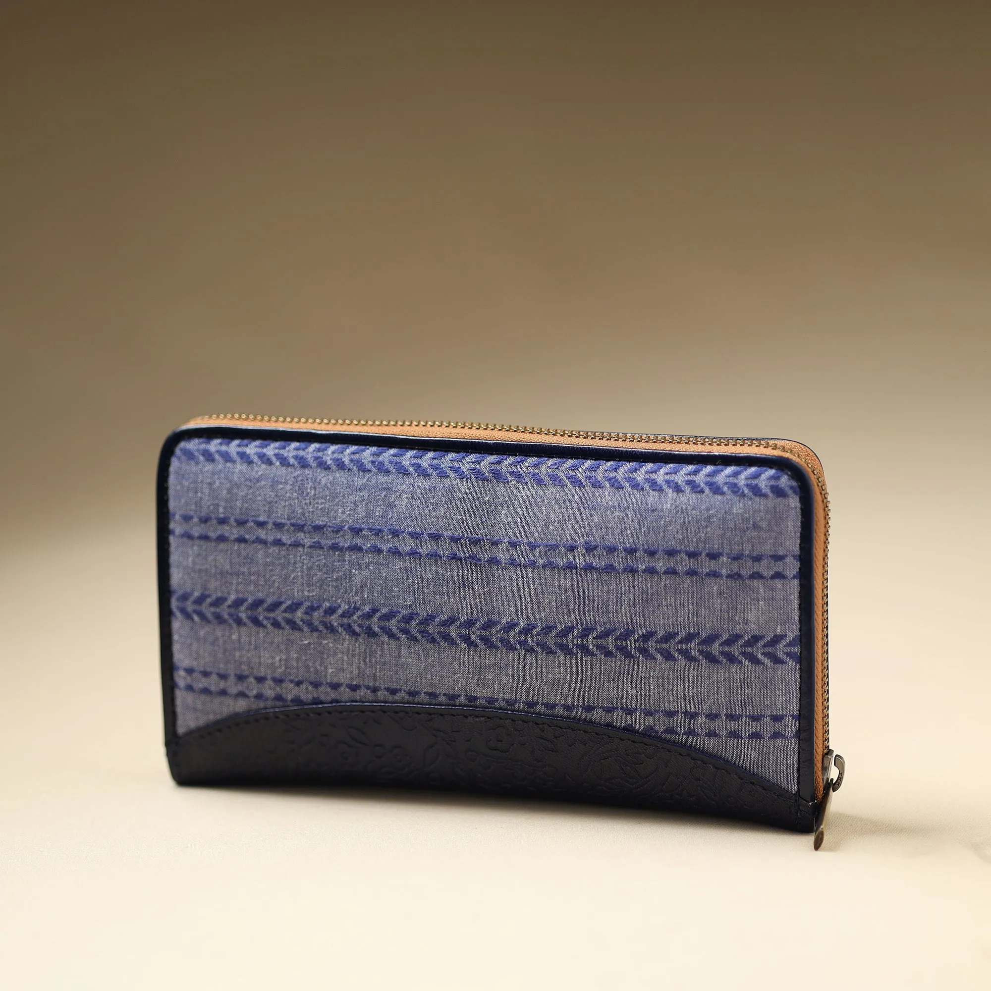 Grey - Handcrafted Jacquard Weave Leather Wallet