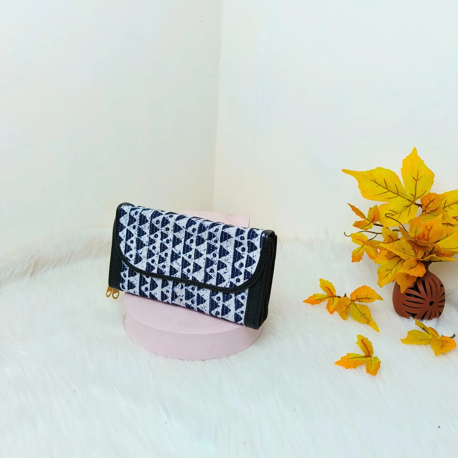 Handmade Wallets Dual Zip Black and White Argyle Prints Pattern