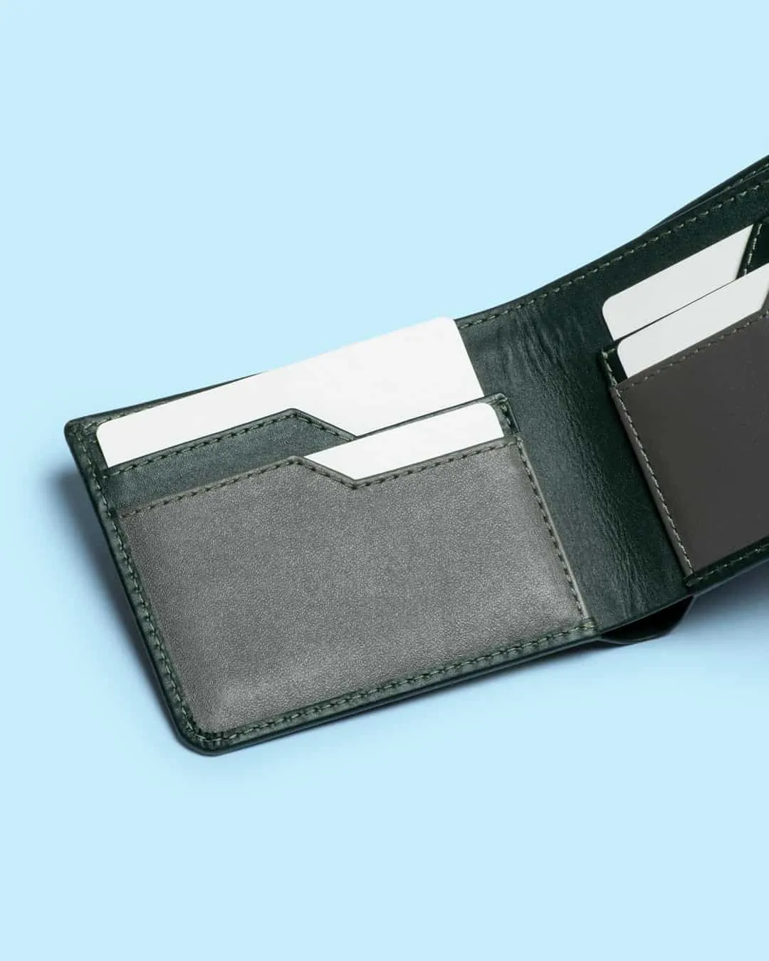 Light - Slim Bifold Wallet