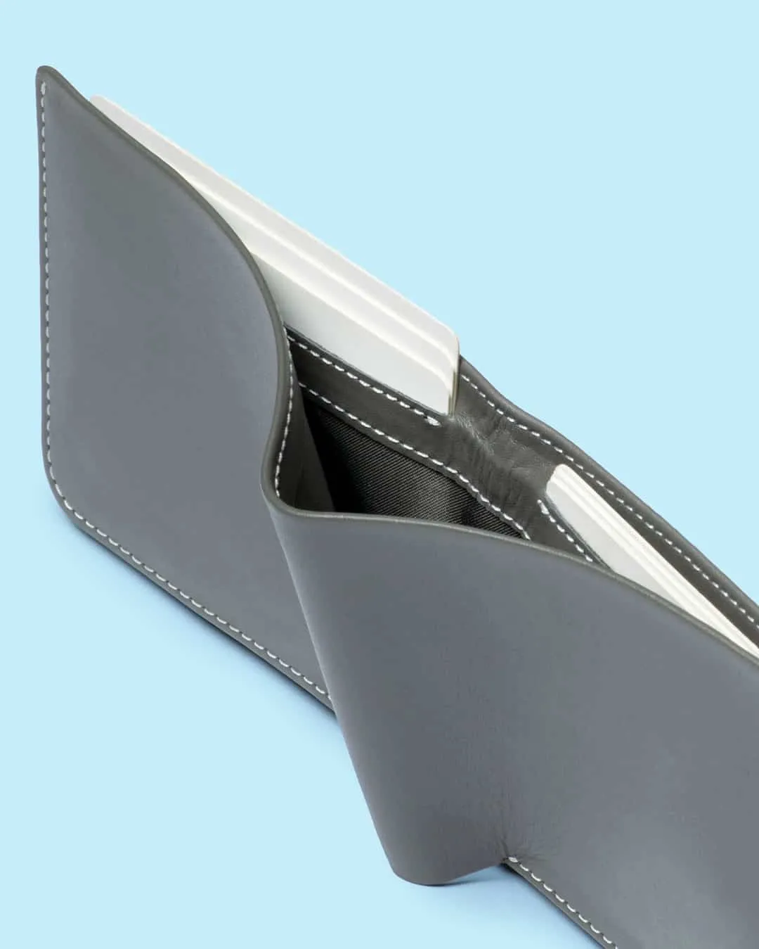 Light - Slim Bifold Wallet