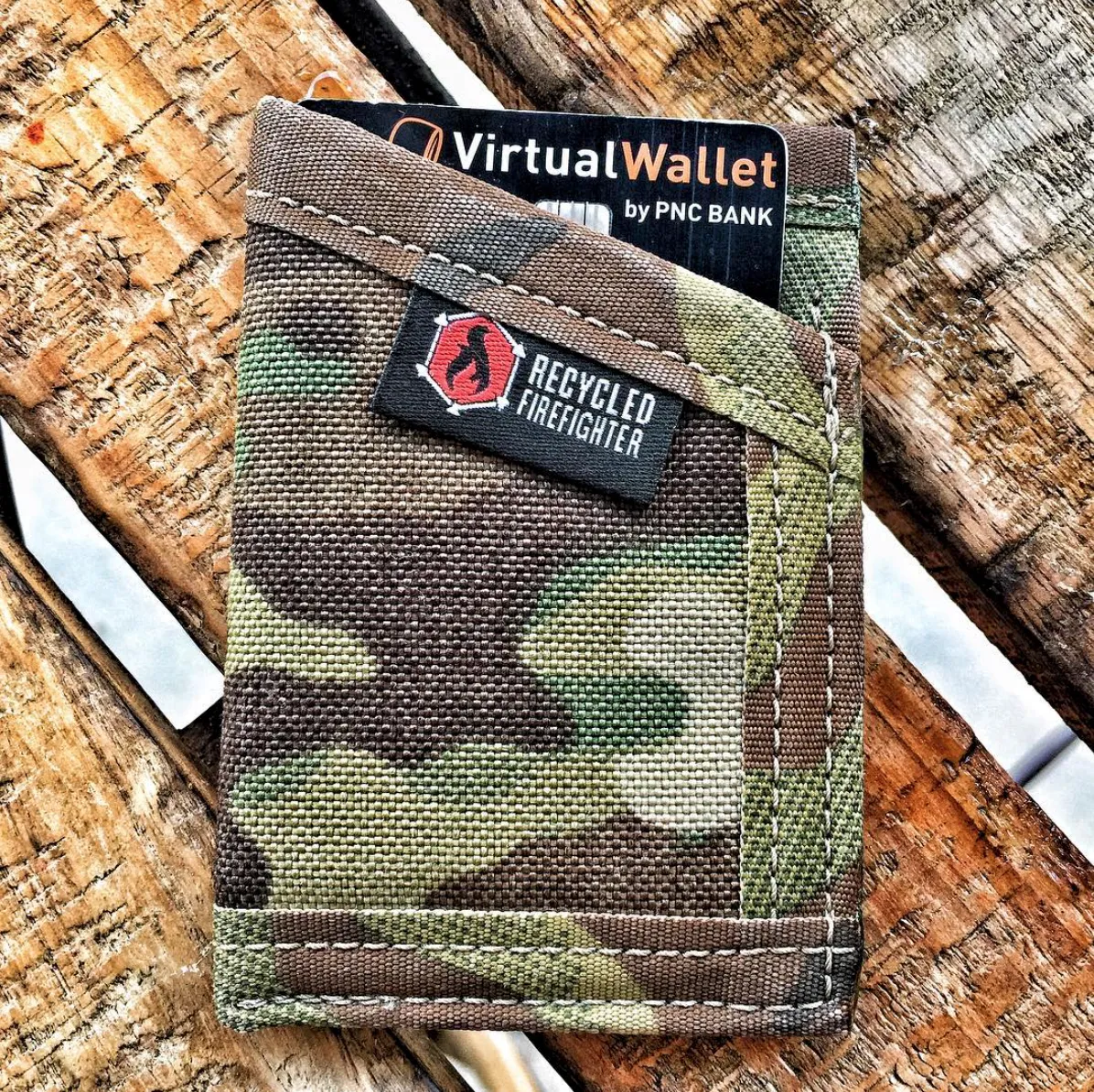 Strong & reliable nylon slim front pocket wallet