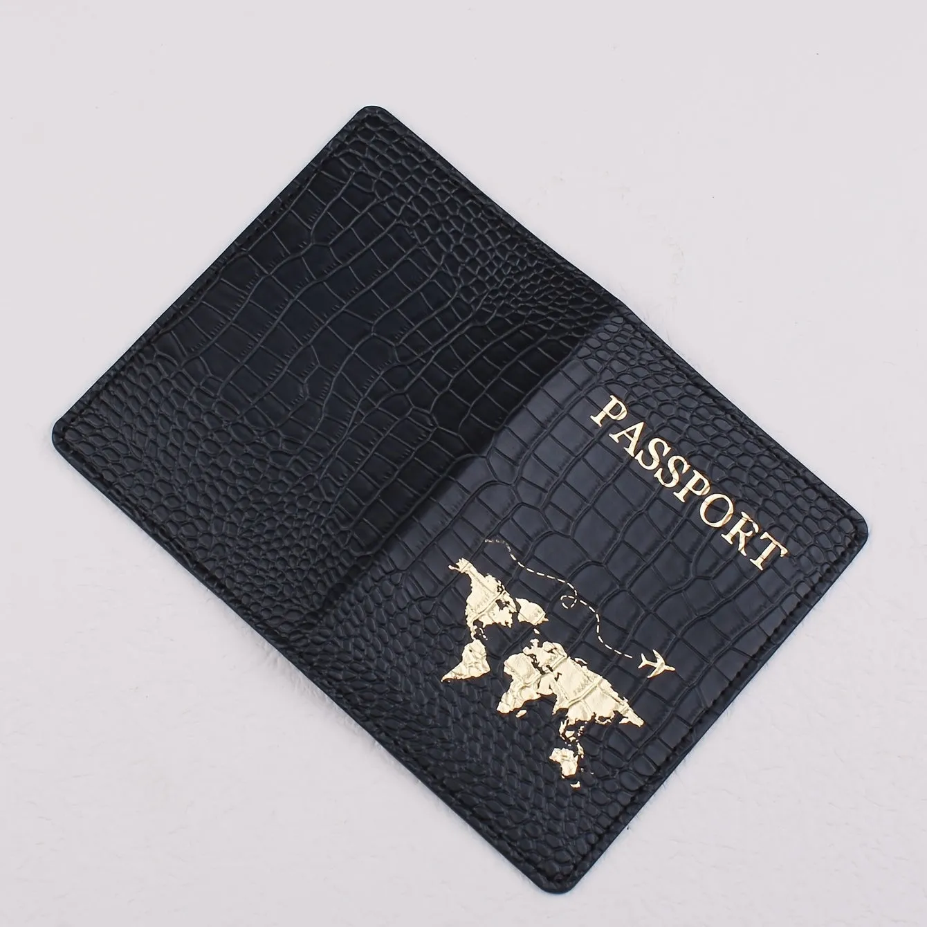 Stylish Crocodile Print Passport Holder for Fashionable Travelers